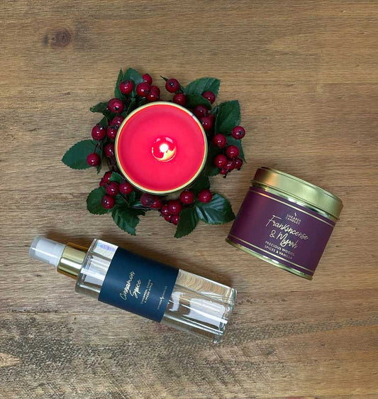 Frankincense and Myrrh Large Tin Candle