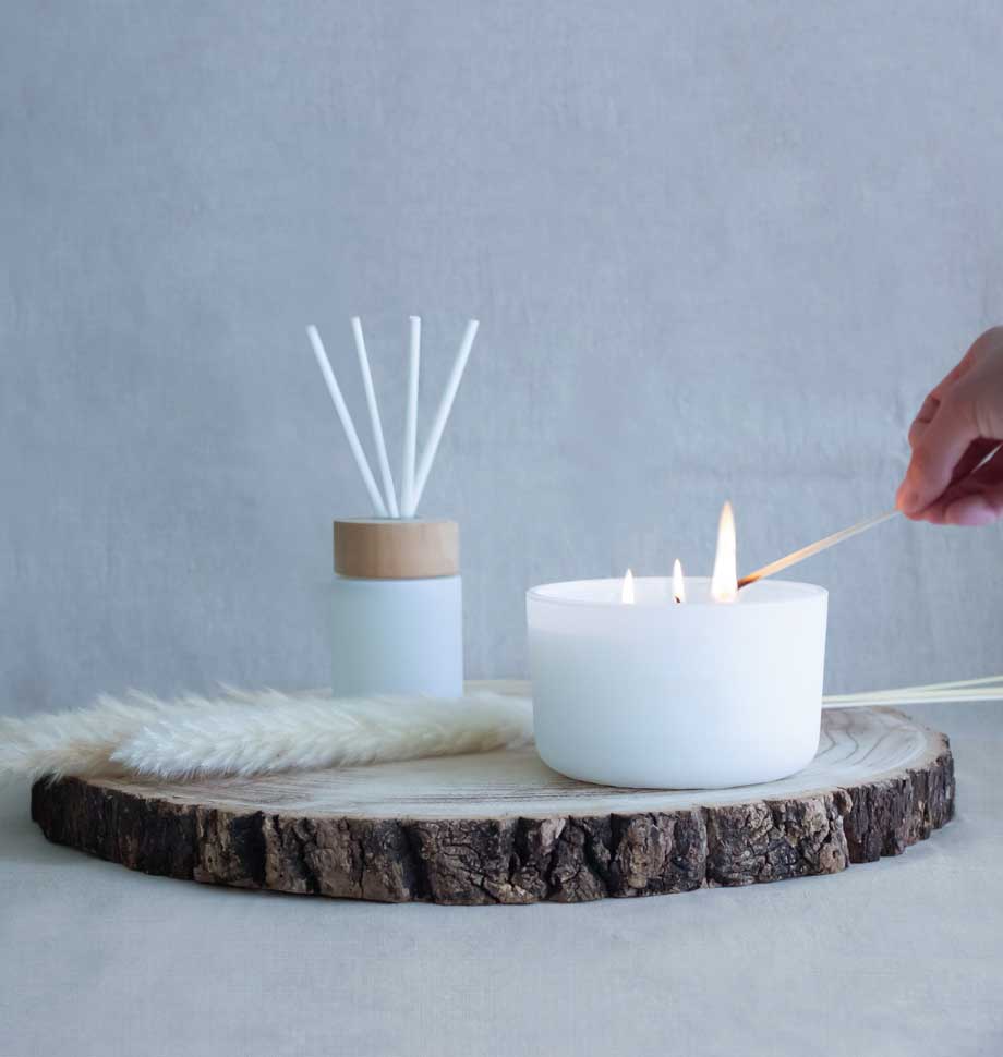 Reception 3 Wick Candle With Gift Box
